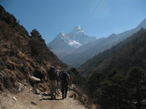 Vi styr våra steg mot Ama Dablam