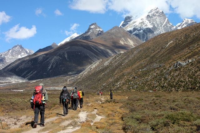 Mot Lobuche! Mot Lobuche!