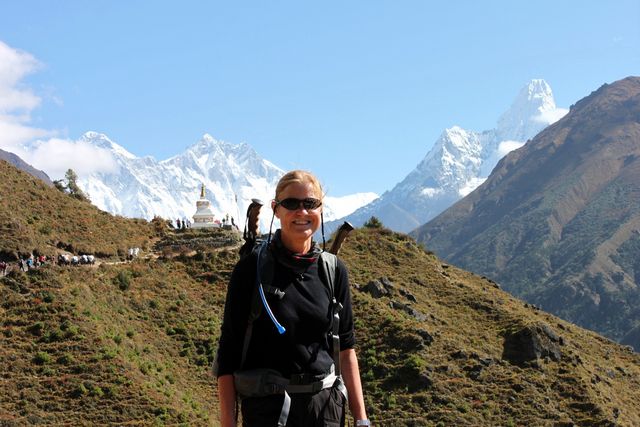 Kia framför Everest, Lhotse och Ama Dablam Kia framför Everest, Lhotse och Ama Dablam